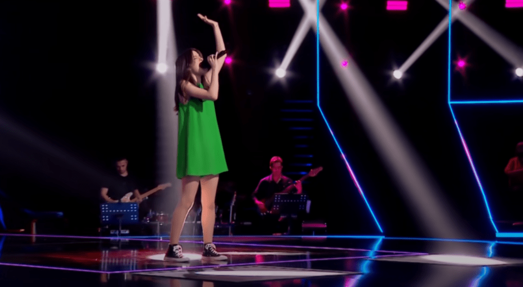 Lidiya Ganeva performed the song Driving license Blind audition