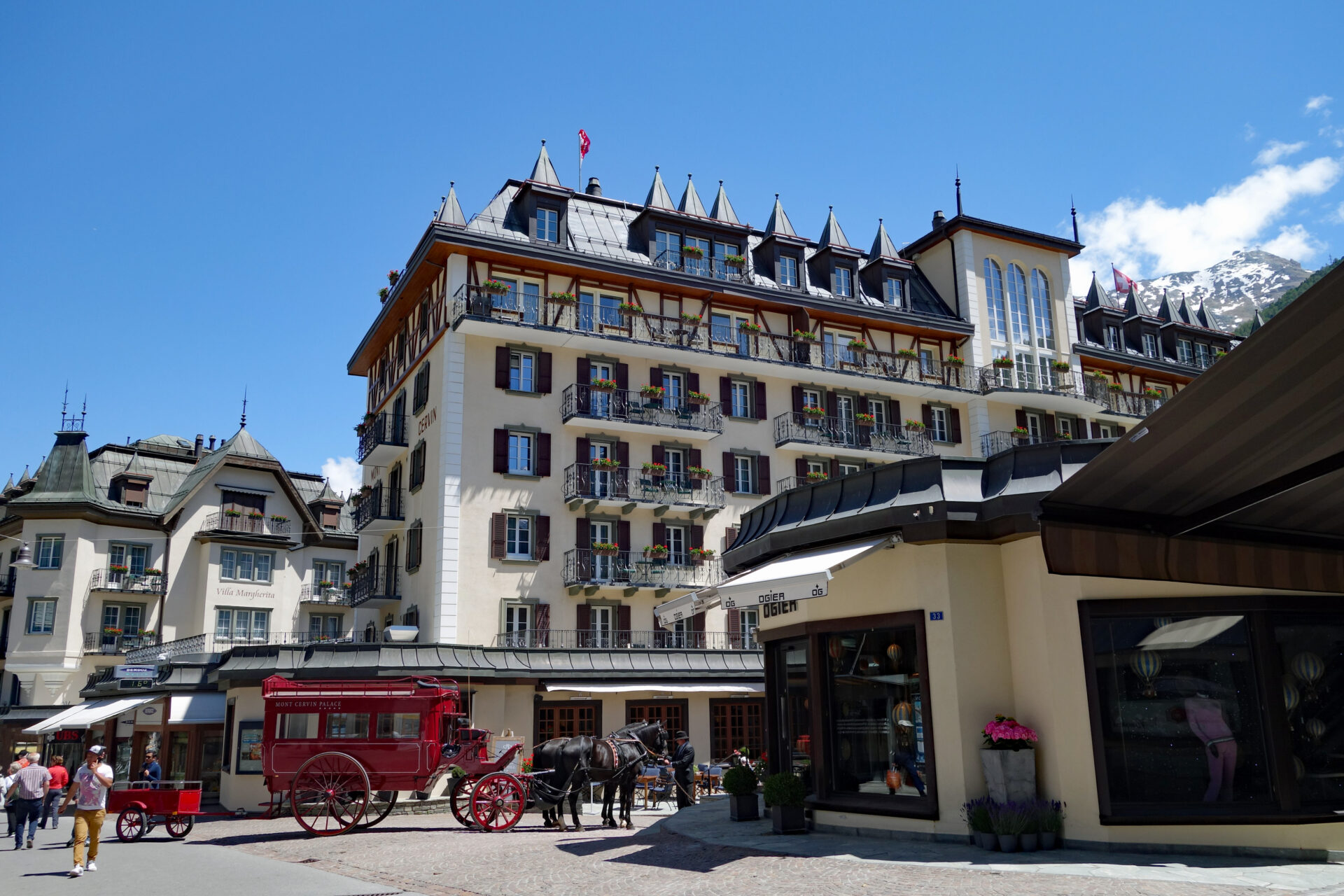 Tasch, Switzerland BLAIR AND SUSAN A Home Free Global Life