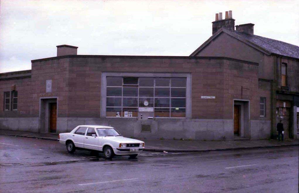 I’m sure that despite this photo being several decades old, this image