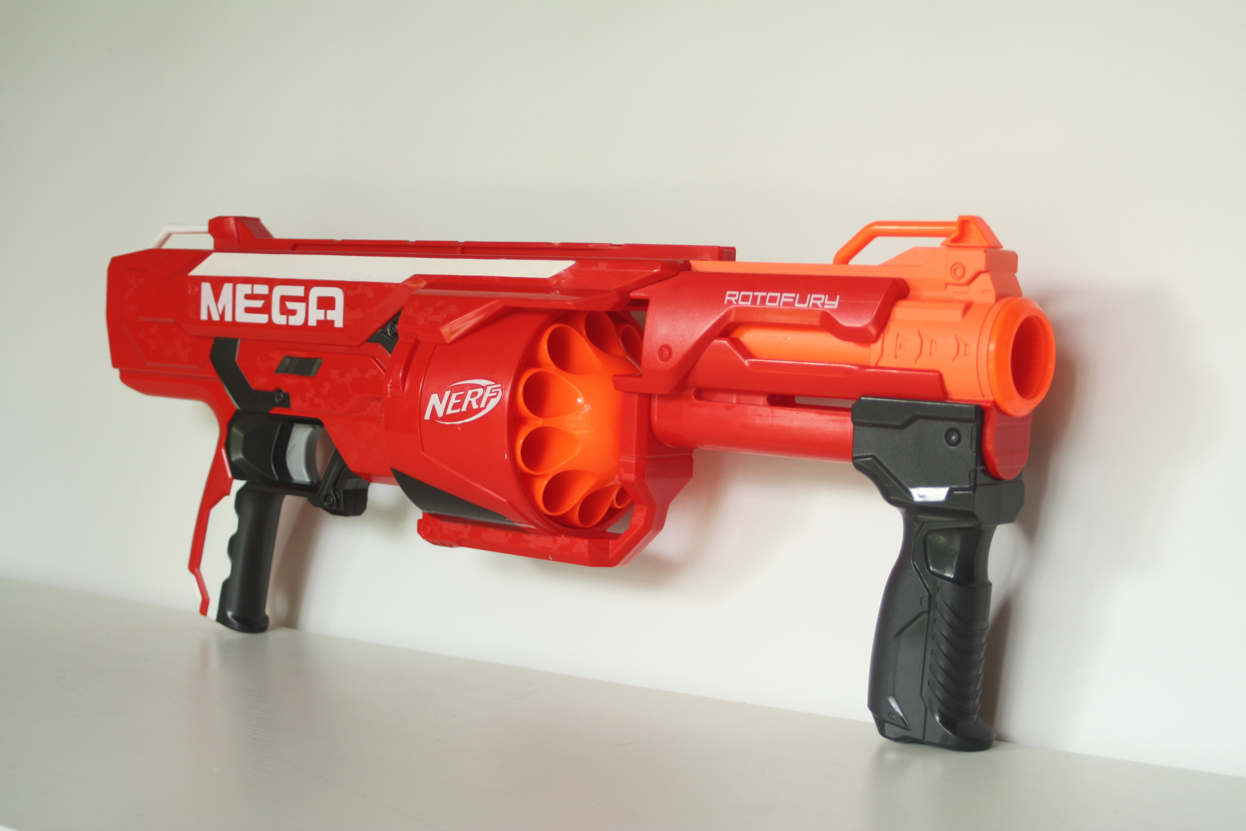 Review Nerf NStrike Elite Mega Rotofury Blaster Hub