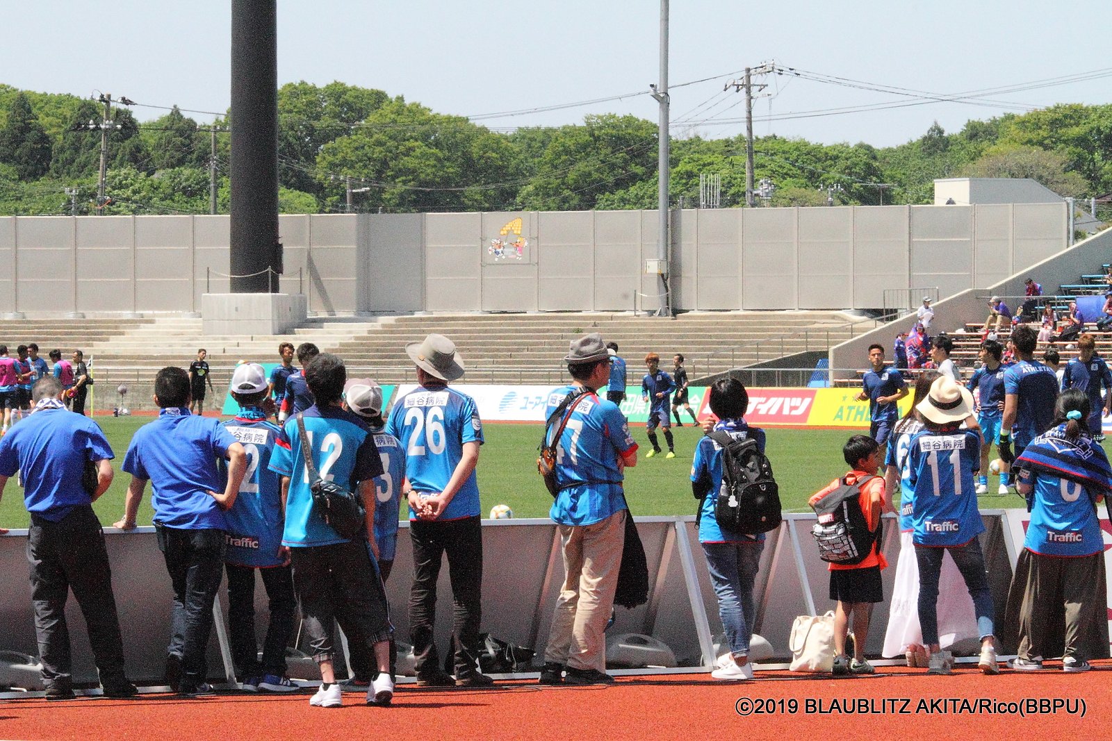 6.2【ファンクラブ・シーズンパス会員限定】「選手とハイタッチ＋ウォーミングアップ見学会」実施のお知らせ ブラウ