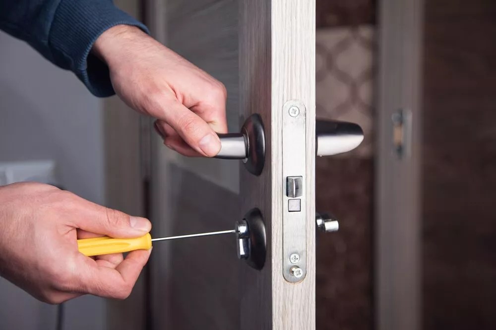 Leeds Locksmith BLI Emergency Leeds Locksmiths Services