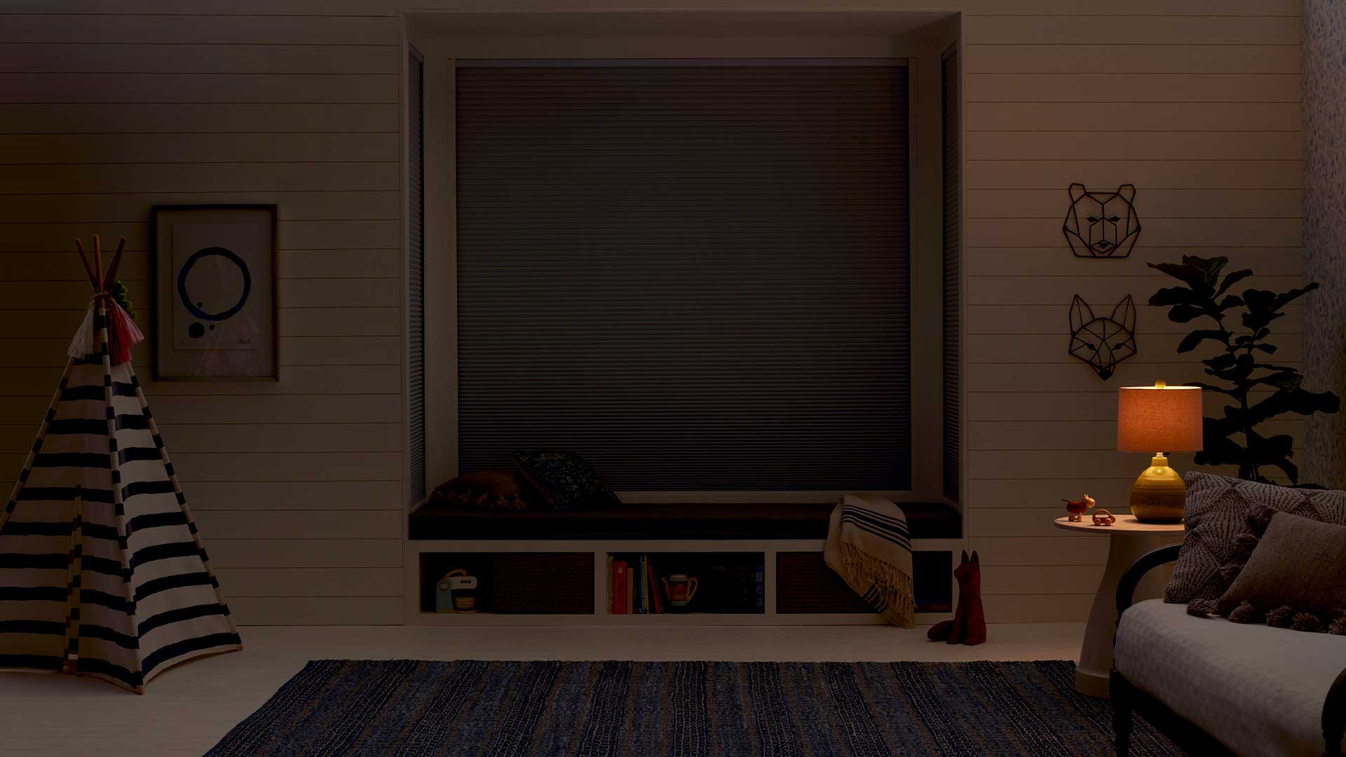 Hunter Douglas LightLock™ Edmonton AB Blind Magic