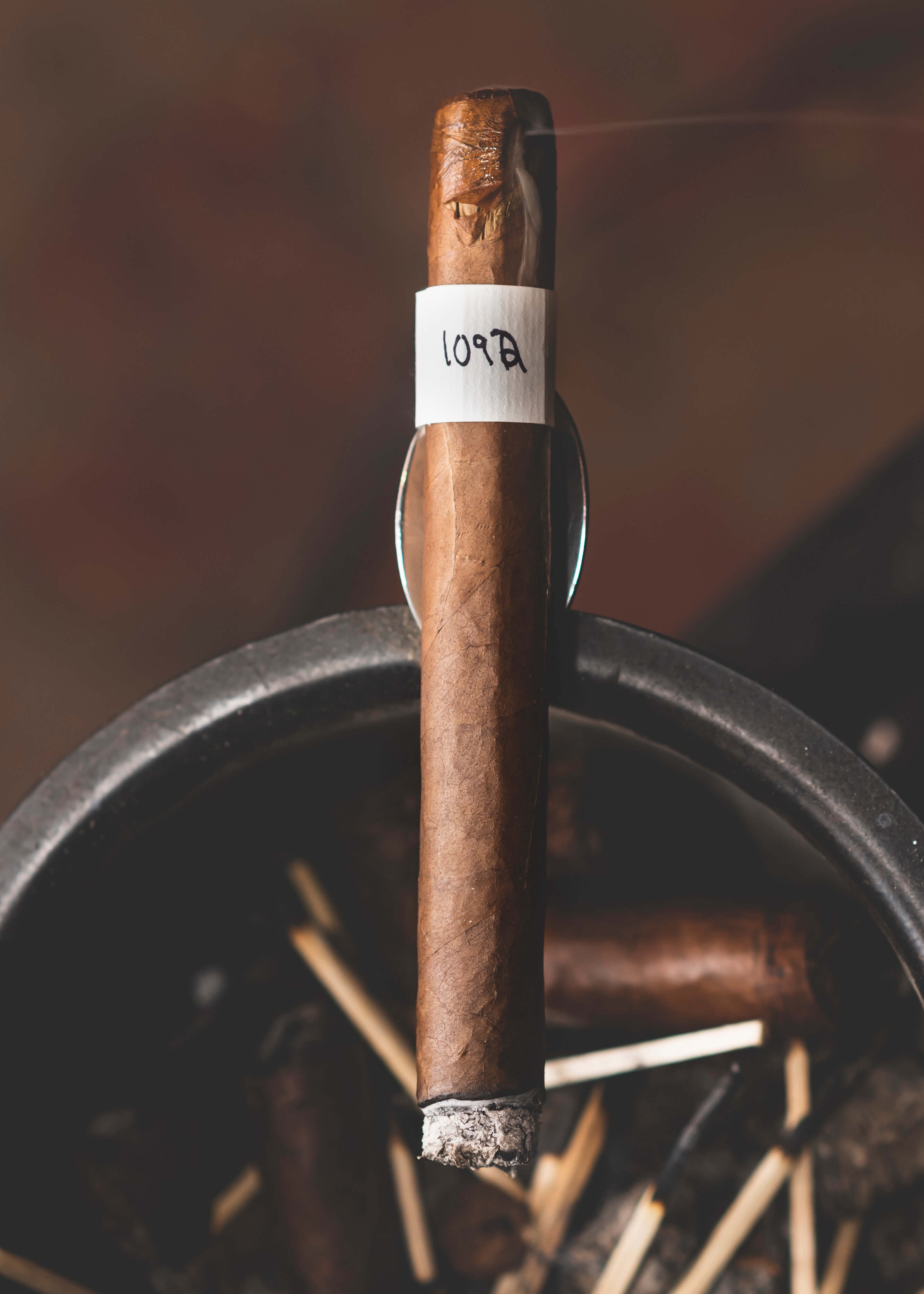 Blind Cigar Review Foundation Charter Oak Habano Lonsdale