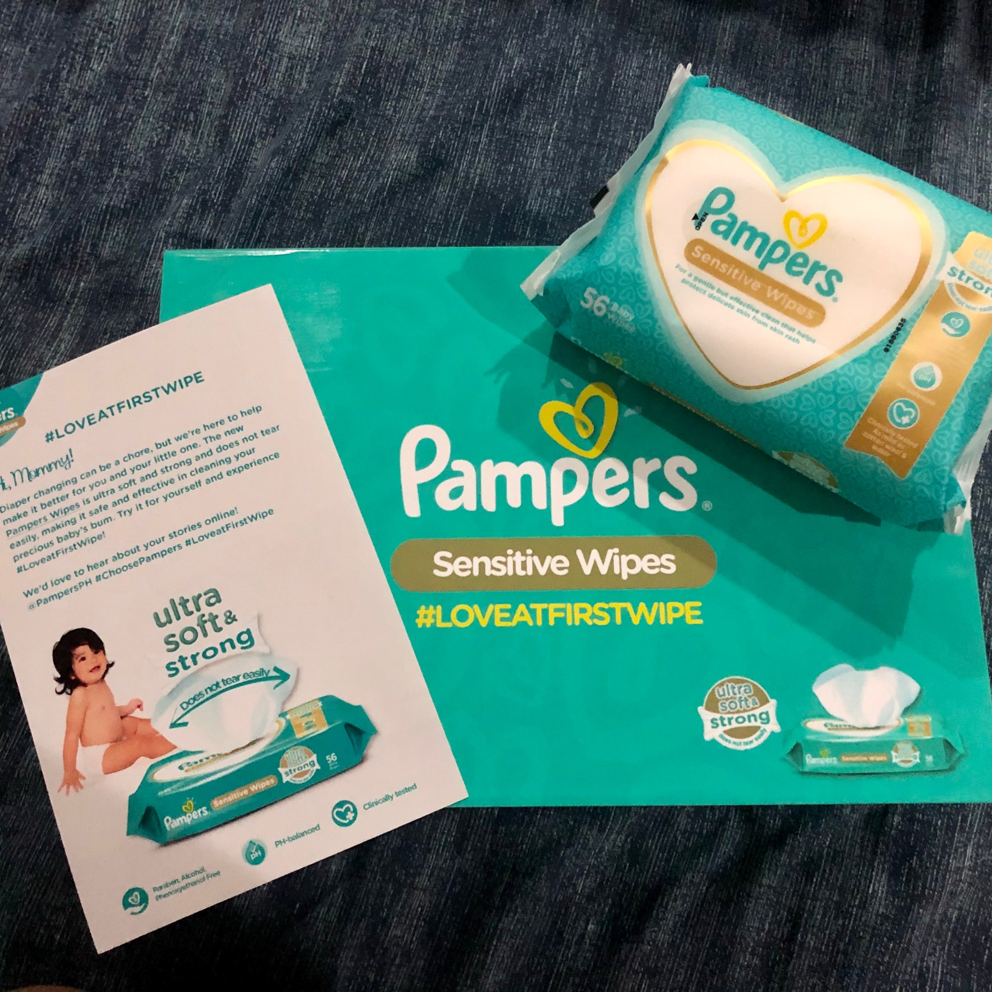 NEW Pampers Sensitive Wipes Blissful Blooming