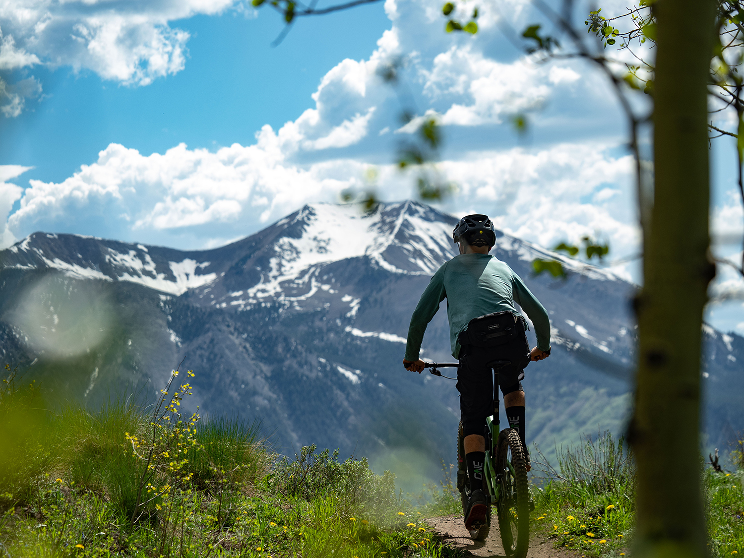 Hip Pack Roundup — 2021 BLISTER Review Buyer's Guide