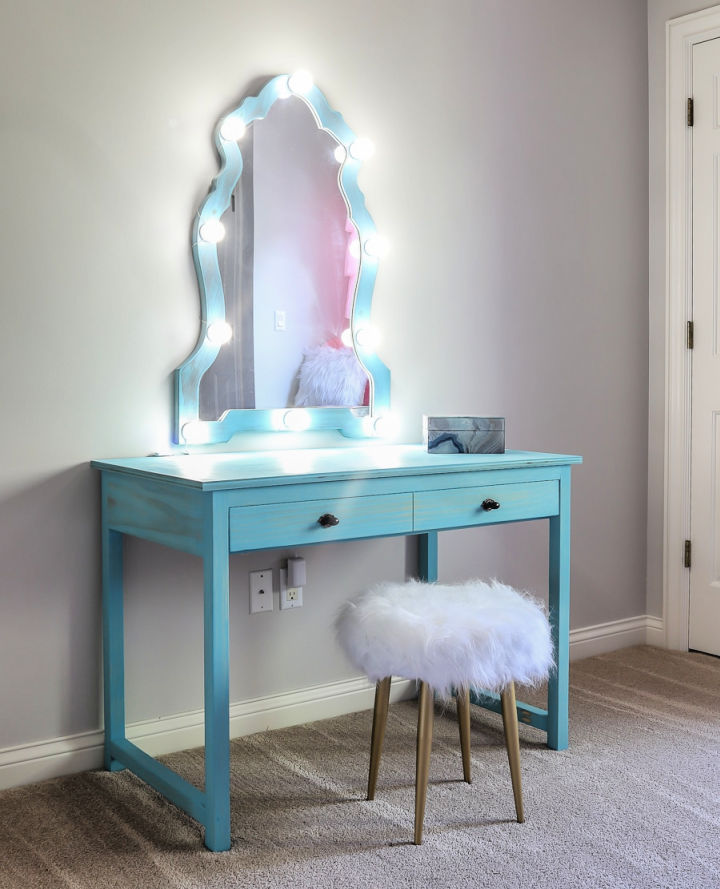 40 Homemade DIY Desk Ideas and Free Plans To Make Your Own