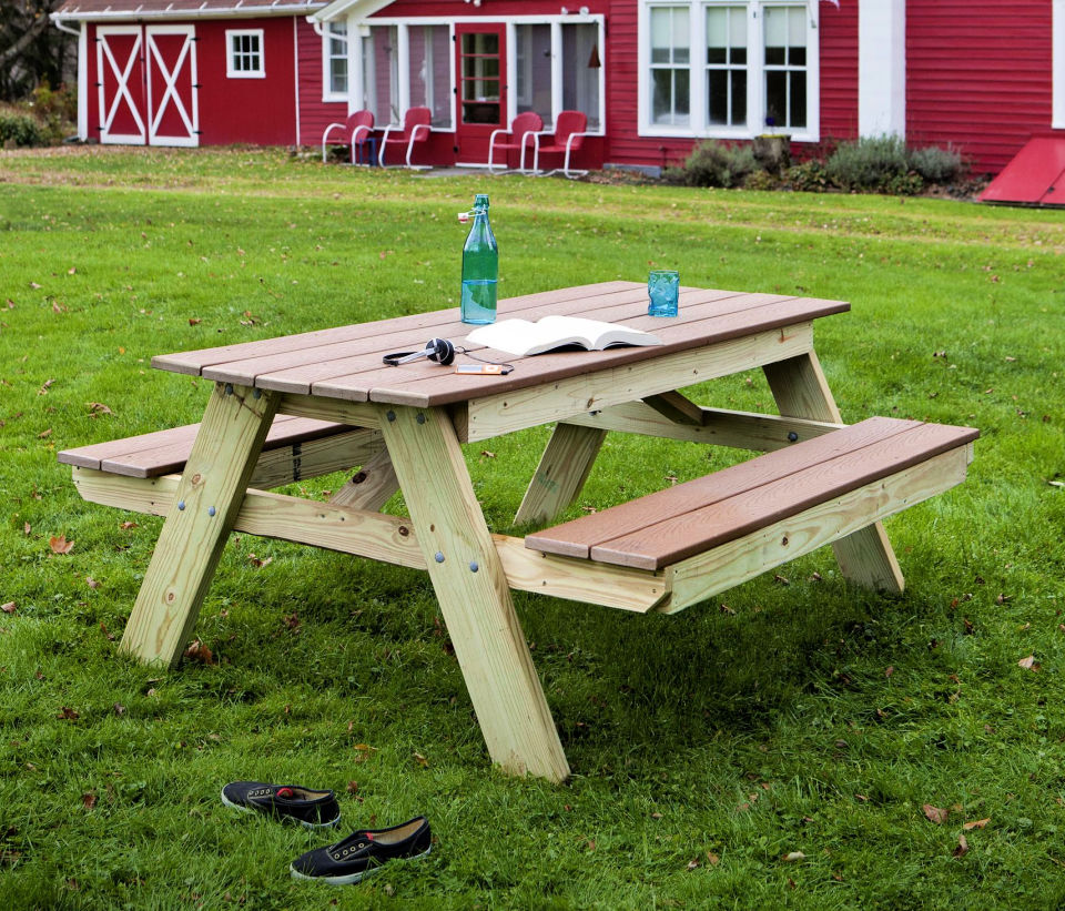 40 Free DIY Picnic Table Plans (with PDF and Blueprints)