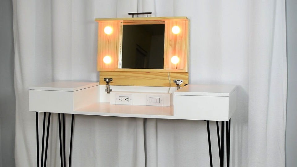 25 Homemade DIY Makeup Vanity Plans DIY Vanity Table Ideas