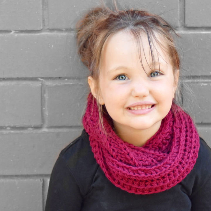 40 Free Crochet Infinity Scarf Patterns (Easy PDF Pattern)