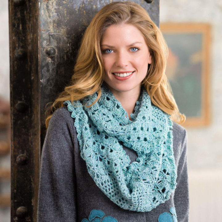 40 Free Crochet Infinity Scarf Patterns (Easy PDF Pattern)