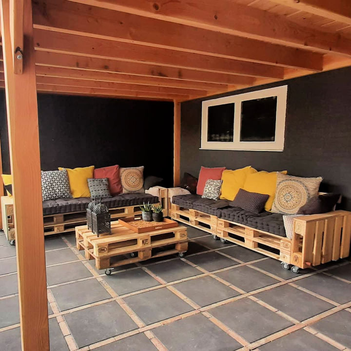 30 DIY Pallet Couch Ideas Pallet Sofa Plans Blitsy