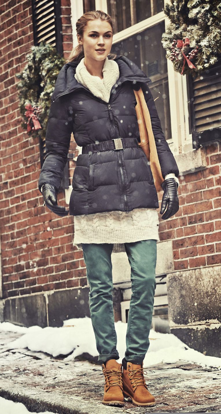 Mit Schnallen und Ketten Boots mit Verzierungen liegen im Trend