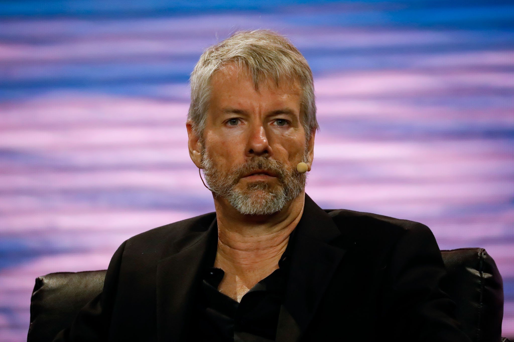 Michael Saylor Signals New Bitcoin Buy as Strategy Holdings Reach 815K BTC