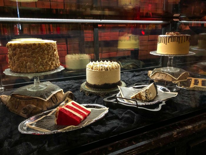 REVIEW Don't About Cake Slices at Gideon's