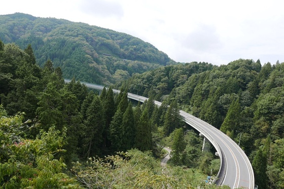 5+ 広島 Ymca 雲 月 山 キャンプ 村 References