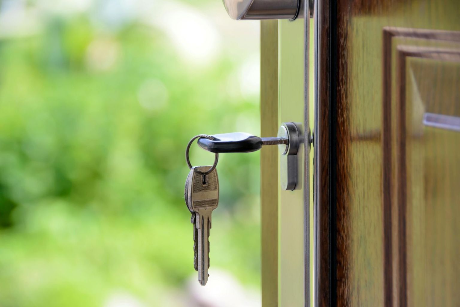 Public anticipate home costs to extend over the subsequent yr, however stay eager for fast transactions