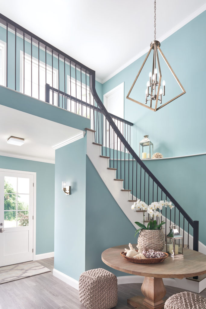 7 Foyer Lighting Ideas for an Airy Entry
