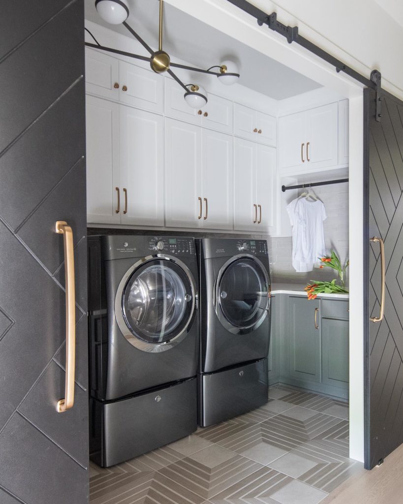 6 Lighting Ideas to Brighten Your Laundry Room