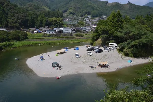 夏のキャンプは仁淀川上流の宮崎の河原キャンプ場へ！【高知の無料キャンプ場】
