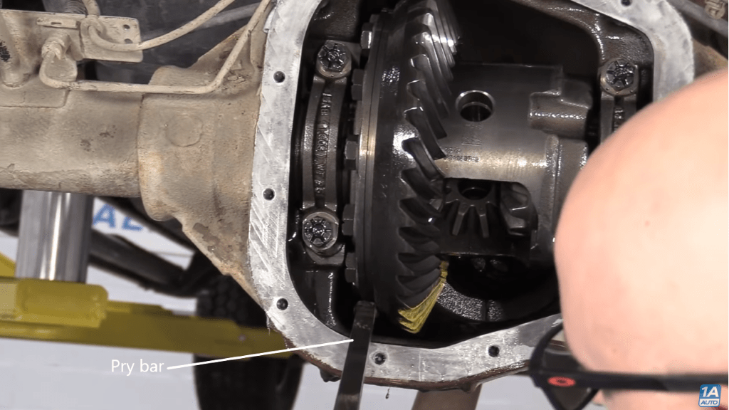 Rear End Noise? Diagnose & Fix a Rear End Differential Problem