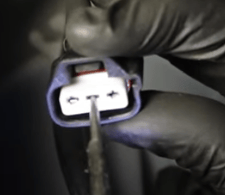 Wiper Fluid Not Spraying? How to Diagnose and Fix - 1A Auto