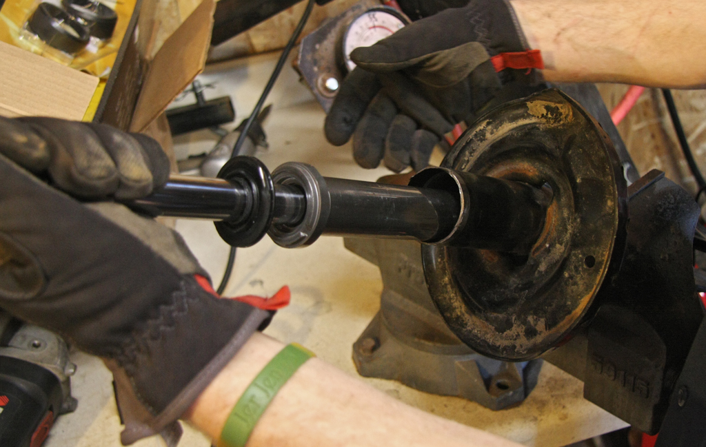 removing shock | 365-racing.net Blog