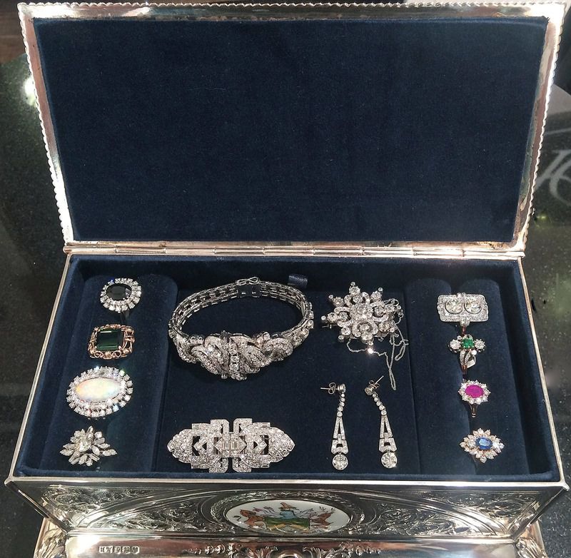 What is Estate Jewellery? Antique Jewellery AC Silver Blog