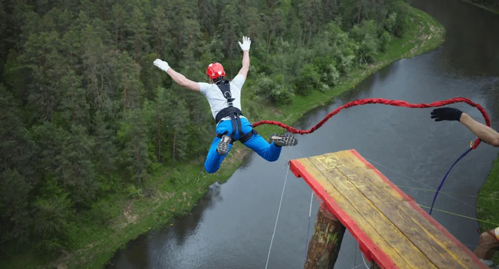 The Unique and Excitement of Reverse Bungee Jumping in Pattaya Airpaz