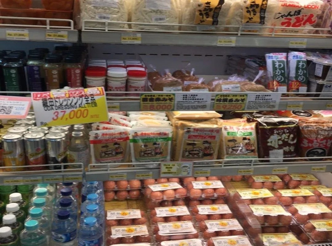 Papaya Fresh Gallery Indonesia’s Heaven for Japanese Products