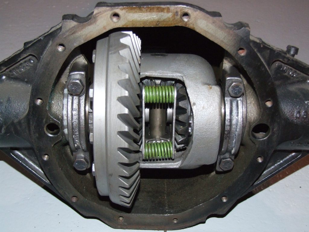 How Often Should I Change Differential Fluid? - AMSOIL Blog