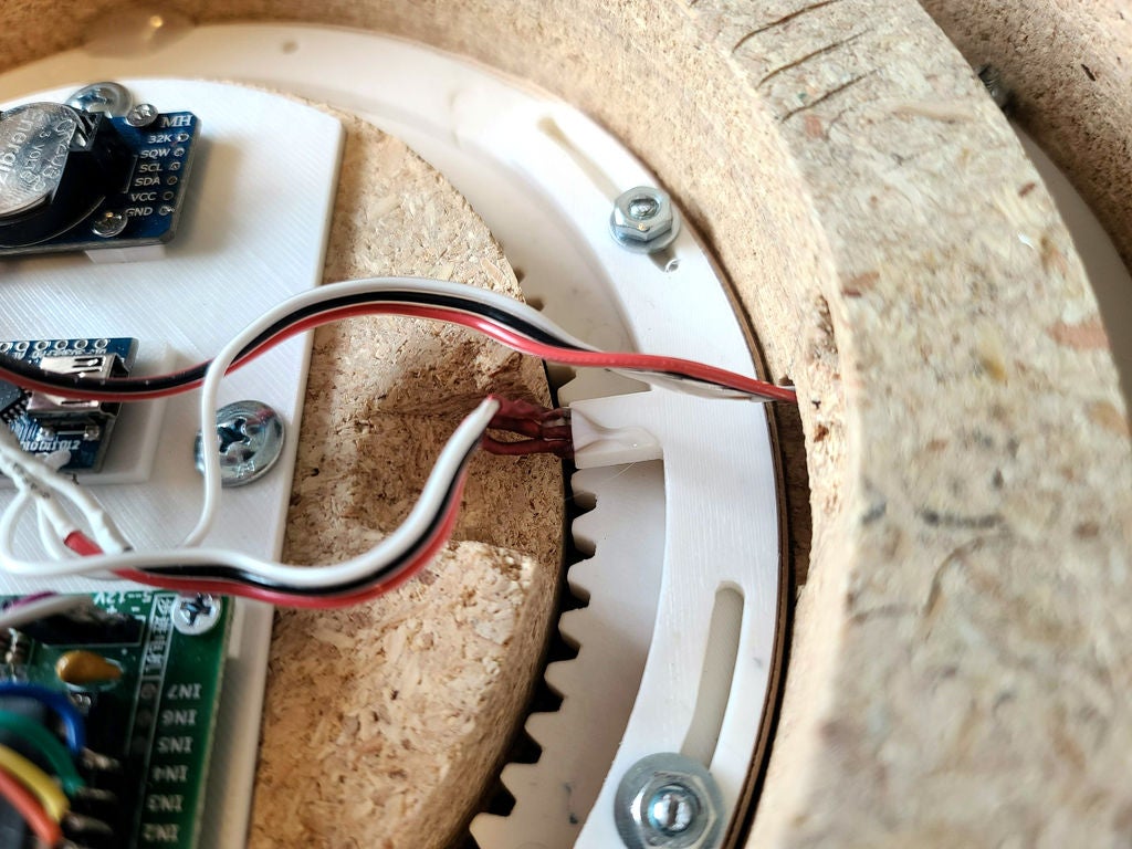 A mesmerizing clock for your wall Arduino Blog