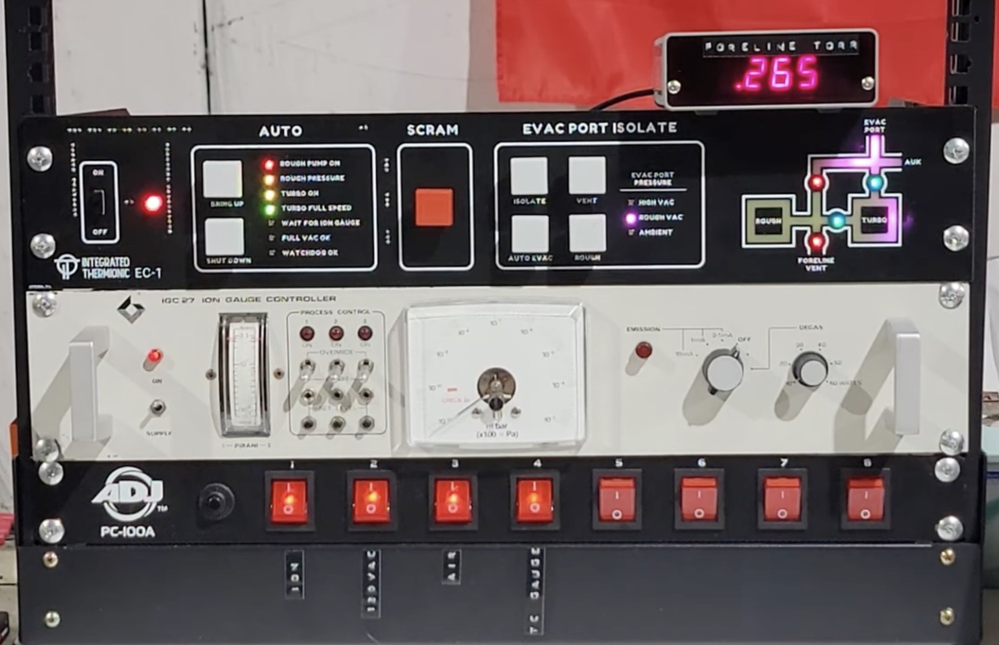 Custom vacuum controller facilitates the construction of vacuum tubes