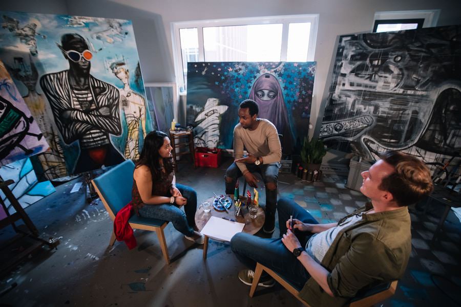 How to Write Effective Product Descriptions for Your Artwork