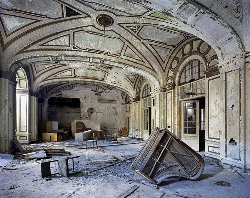 beautiful decay ART OF ABANDONED BUILDINGS Asiel