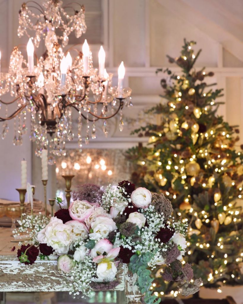 Summer Christmas Tree Decorating Ideas with Flowers
