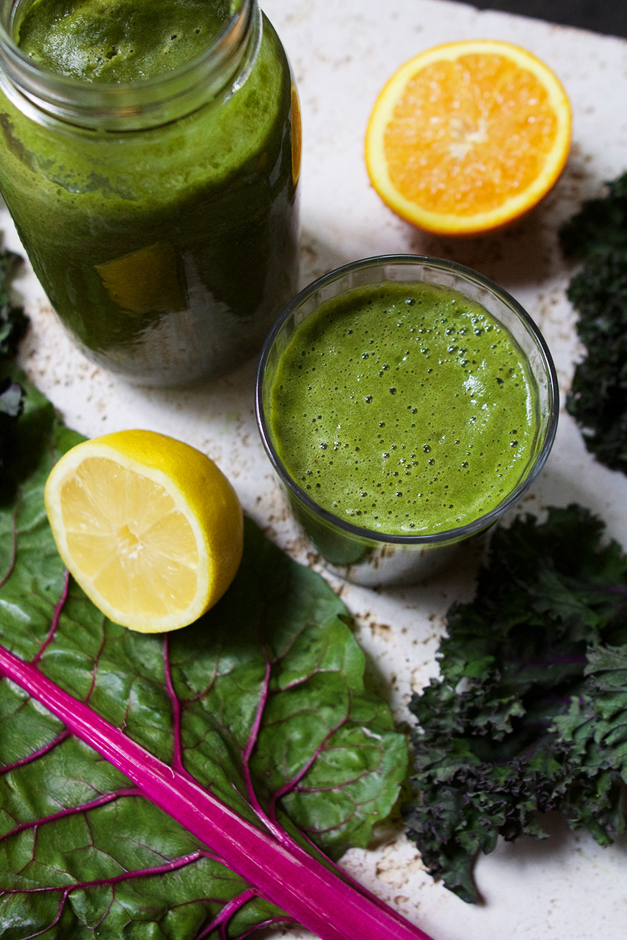 Green Smoothie Goodness + Bone Broth Bare Bones Broth