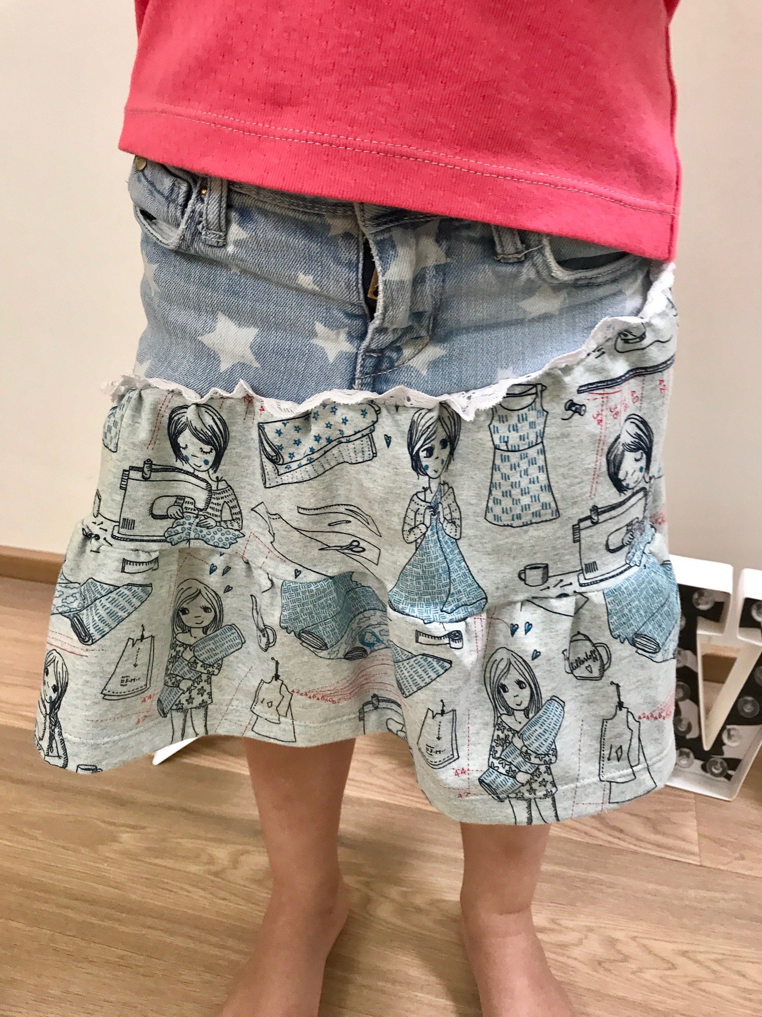 Aus Hose mach Rock! UpcyclingAnleitung für eine alte Jeans. › BERNINA Blog