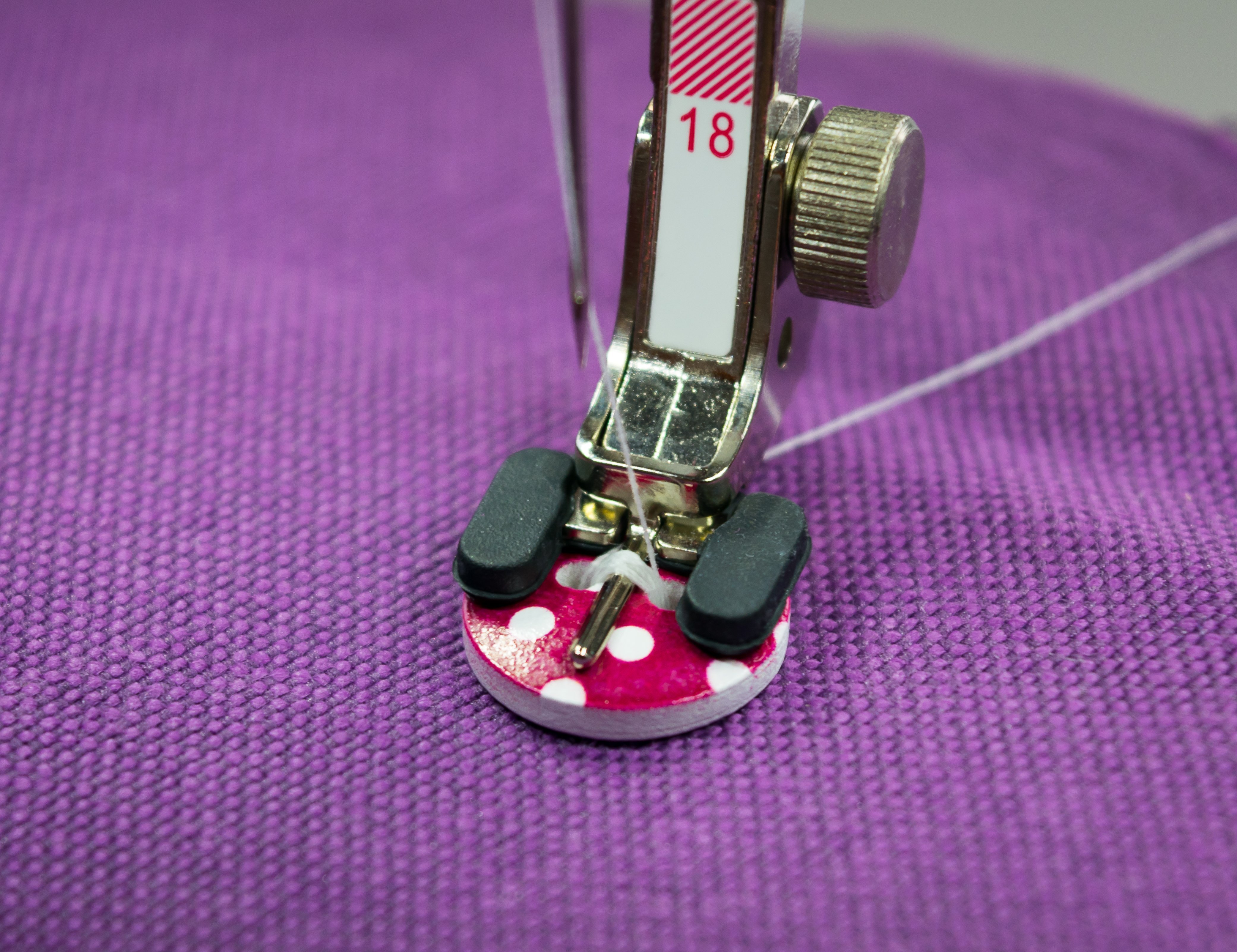 Nähanleitung, Tutorial, Knopf annähen, Uhr, Kreativ › BERNINA Blog