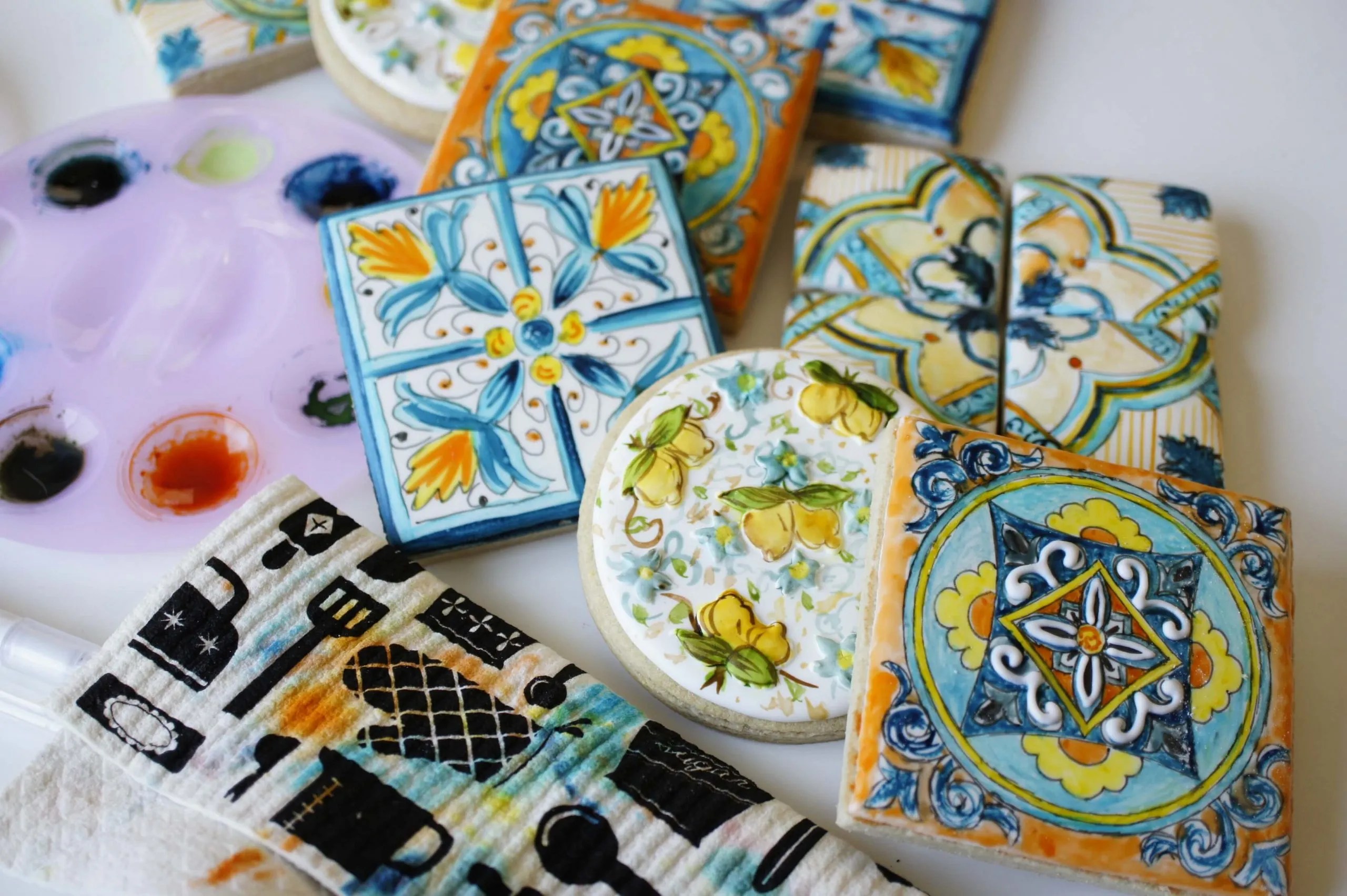How to Paint on Royal Icing Cookies
