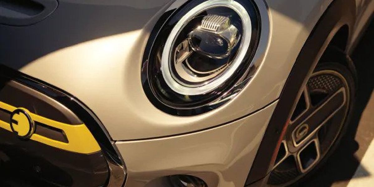 What Are the MINI Cooper SE Trim Levels? MINI Electric