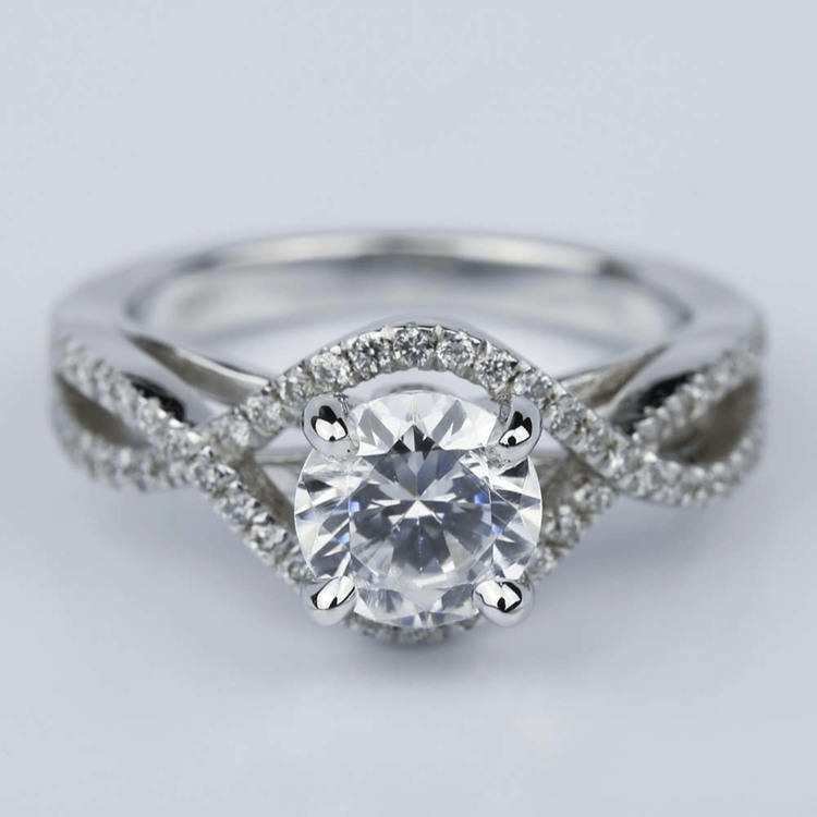 The Best Fake Diamond Engagment Rings That Look Real