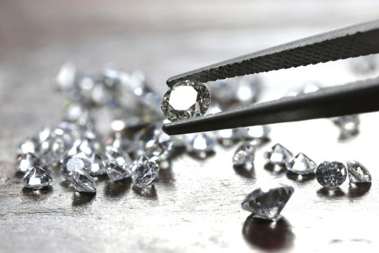 Cubic Zirconia Vs Diamond How To Tell The Difference