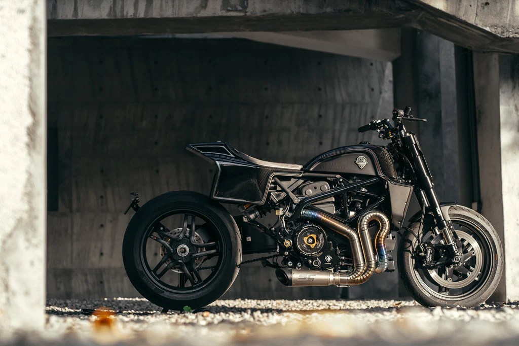 Rough Crafts 'Igneous Ripper' Build BST Carbon Fiber Wheels Brocks