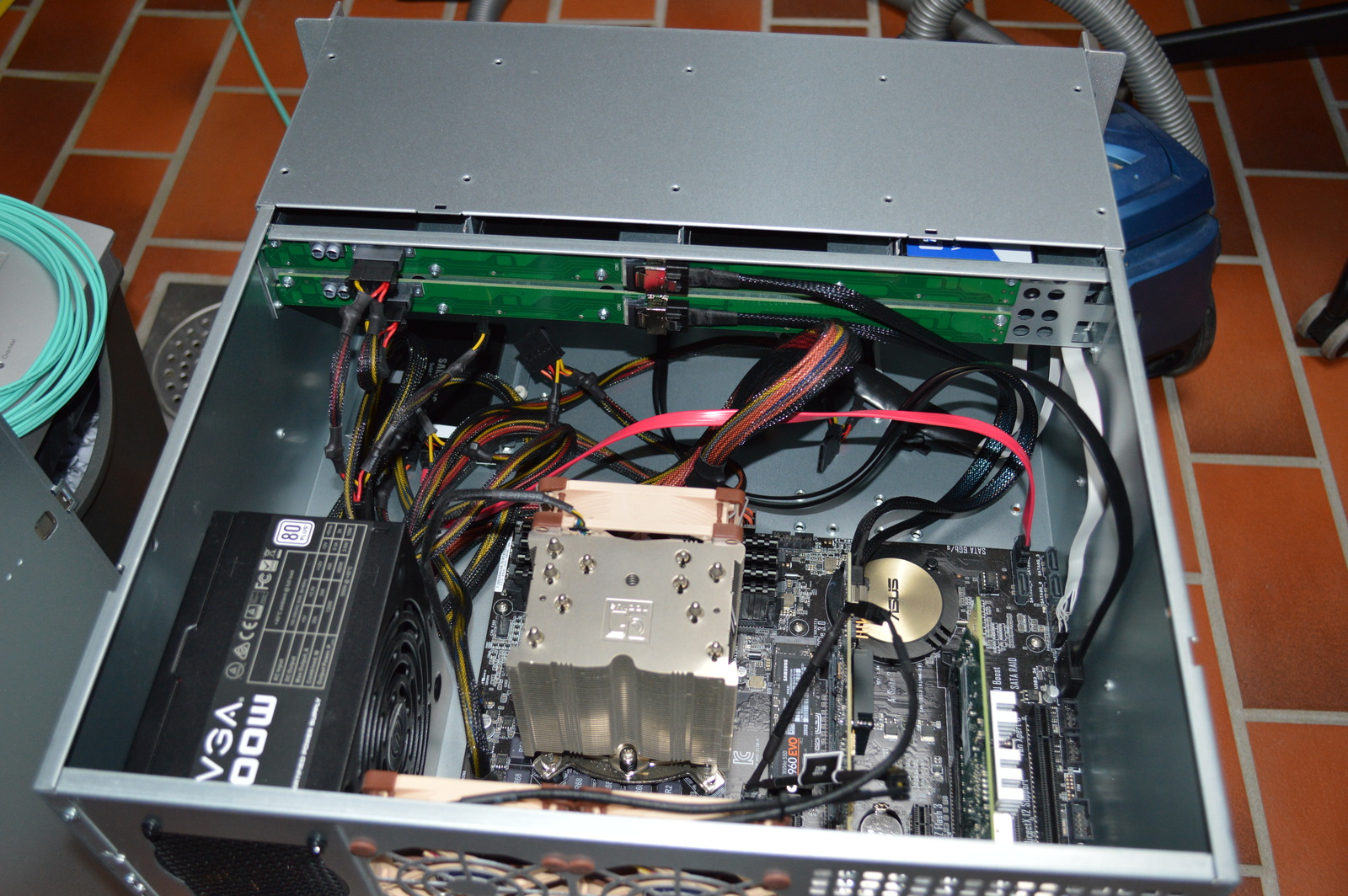 InterTech 4U4408 server case Cavelab blog — Stories from the Cavelab