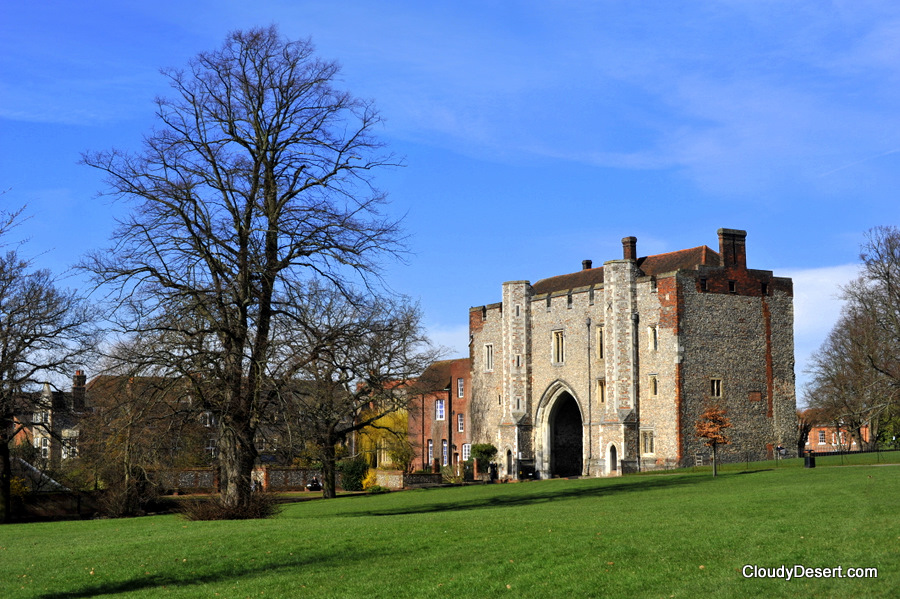 CloudyDesert St Albans