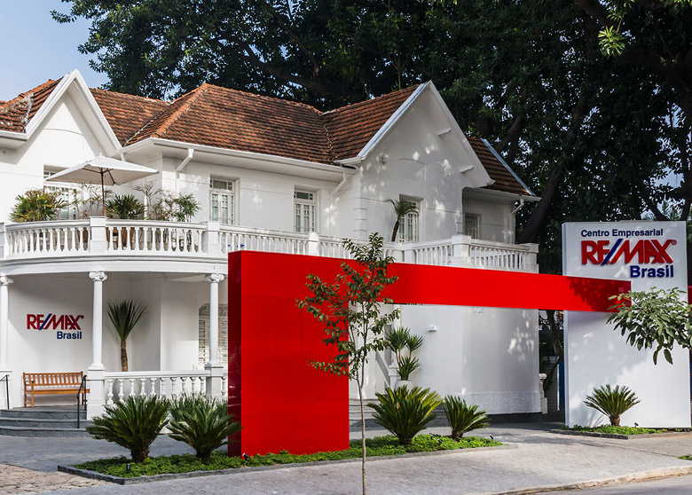 Remax está entre as 15 franquias mais promissoras para 2015 Conecta Imobi