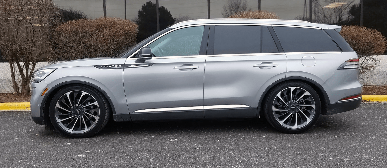 Test Drive: 2020 Lincoln Aviator Reserve | The Daily Drive | Consumer Guide® The Daily Drive | Consumer Guide®