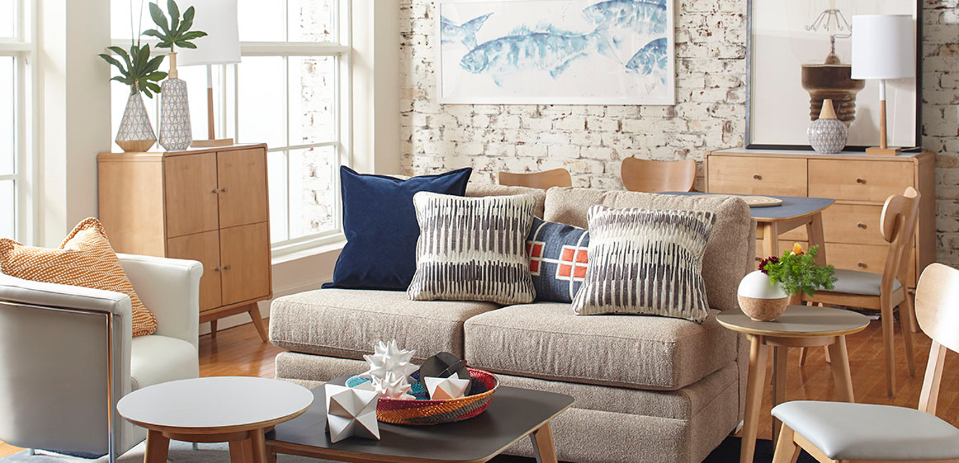 How to Create a Focal Point with Your Home's Decor CORT