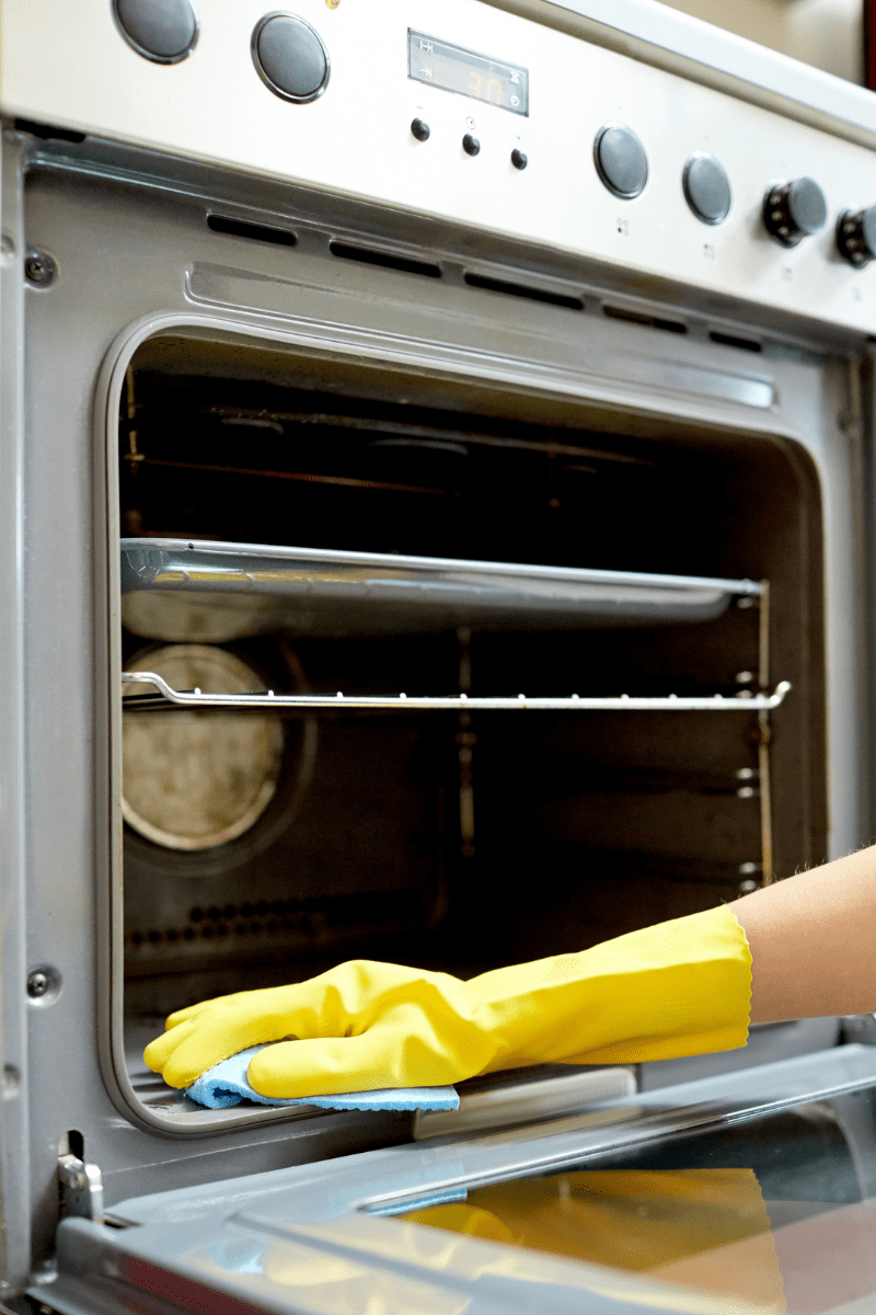 Oven Cleaning 101: The Best DIY and Standard Methods - Cover Your Assets